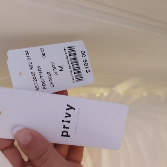 Ivory midi dress - Picture 3 of 6